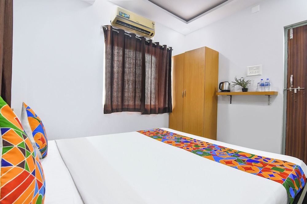 Fabhotel Westin Regency