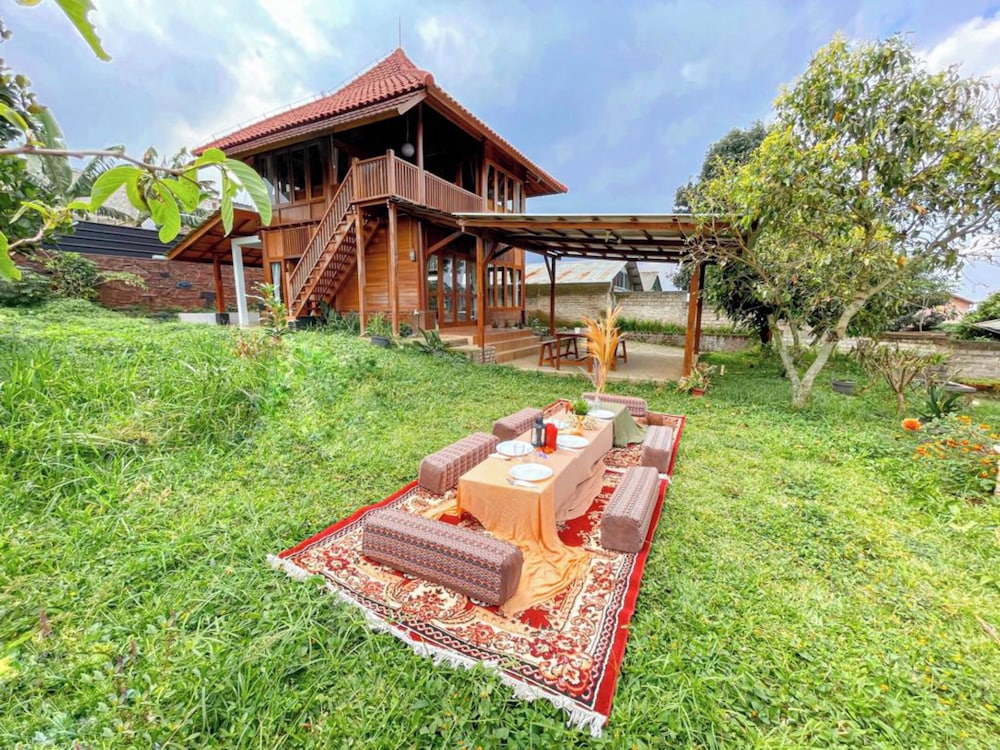 Arovala Villa