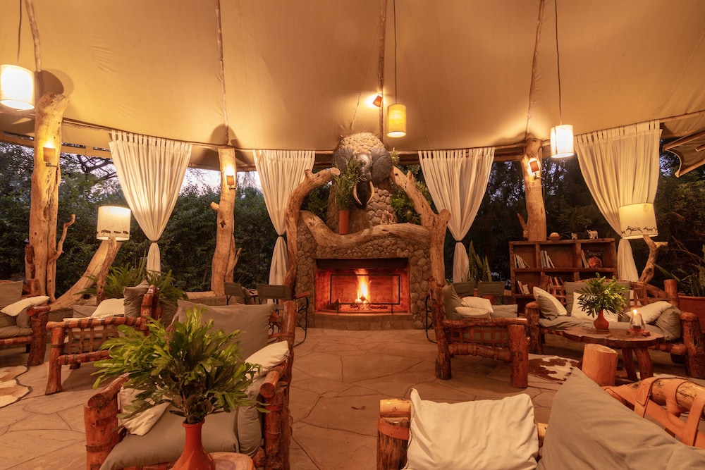 Kibo Safari Camp