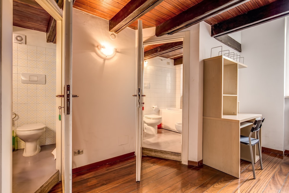 The House In Trastevere