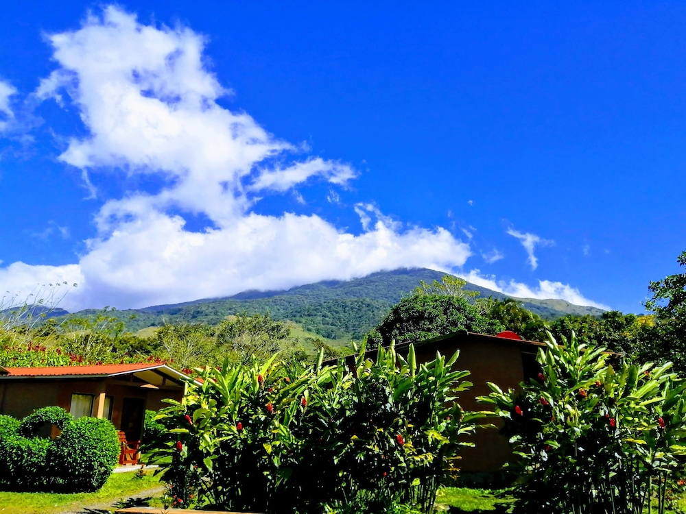 LUMARA LODGE