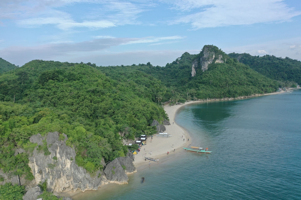 Borawan Island Resort by Cocotel view 3