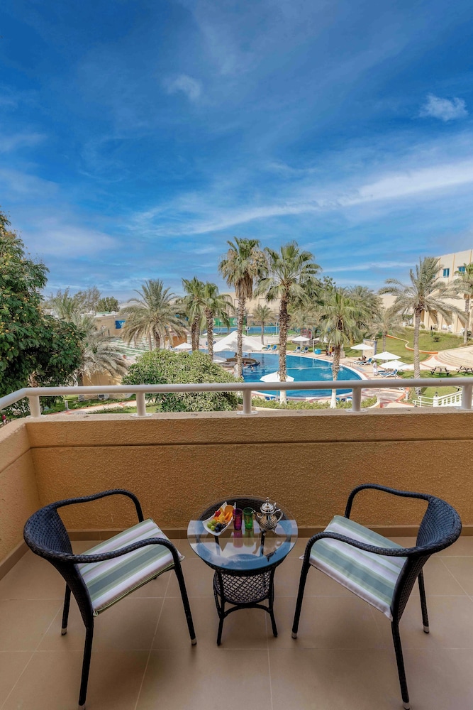 Abu Dhabi Vacations - Metropolitan Al Mafraq Hotel - Property Image 40