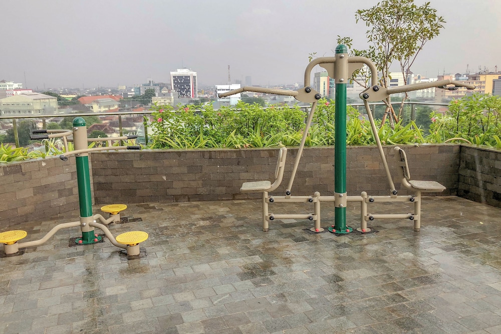 Spacious 3Br With Private Lift At Menteng Park Apartment