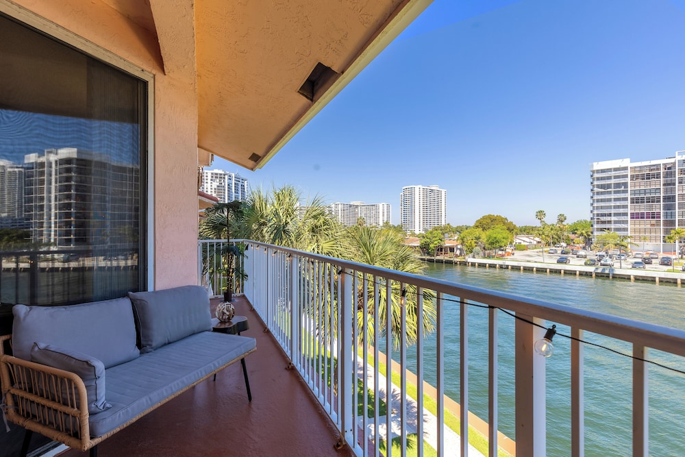 New 3 Bedroom 2 Bath with Water View