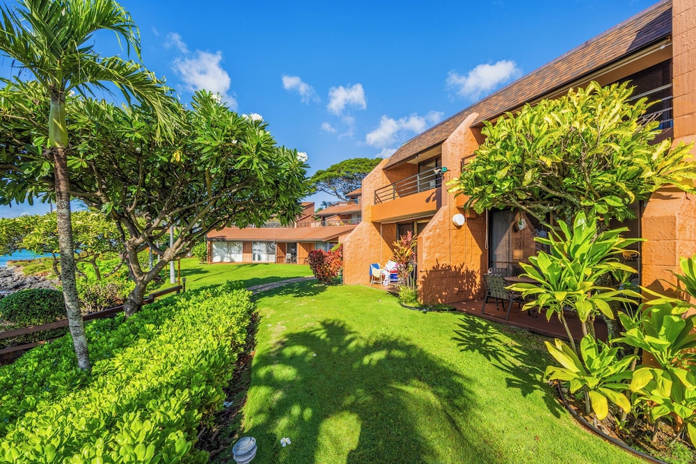 Kuleana Club - 402