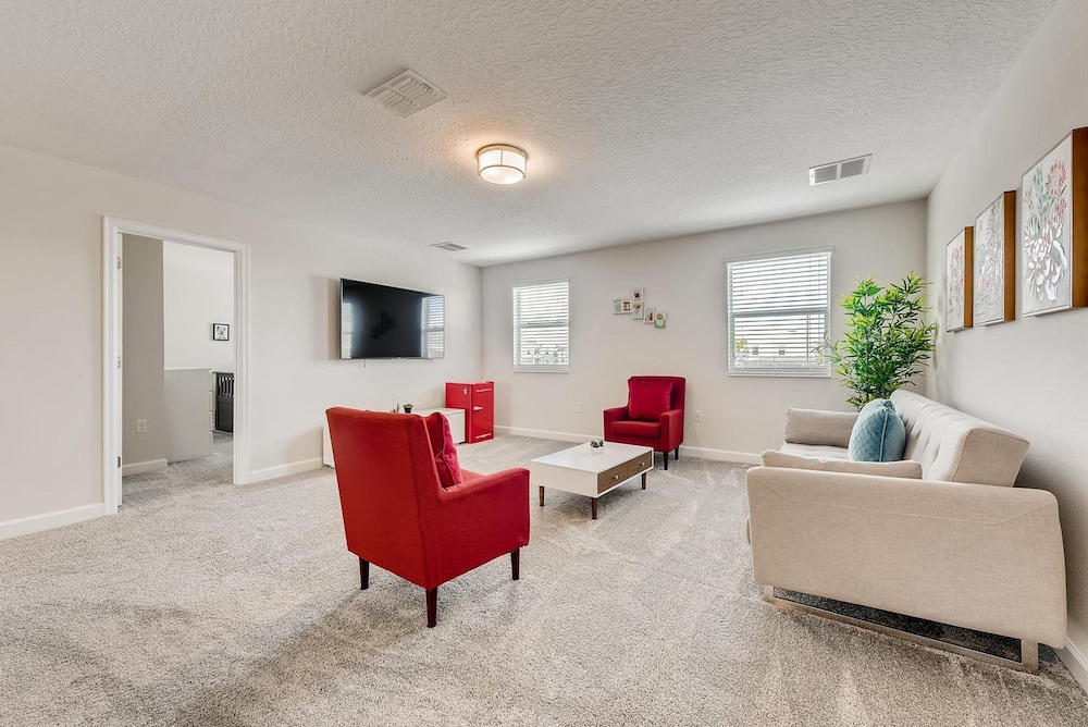 1596 MC - Enchanted 6BR Villa Pool Magic for 14 - Image 5