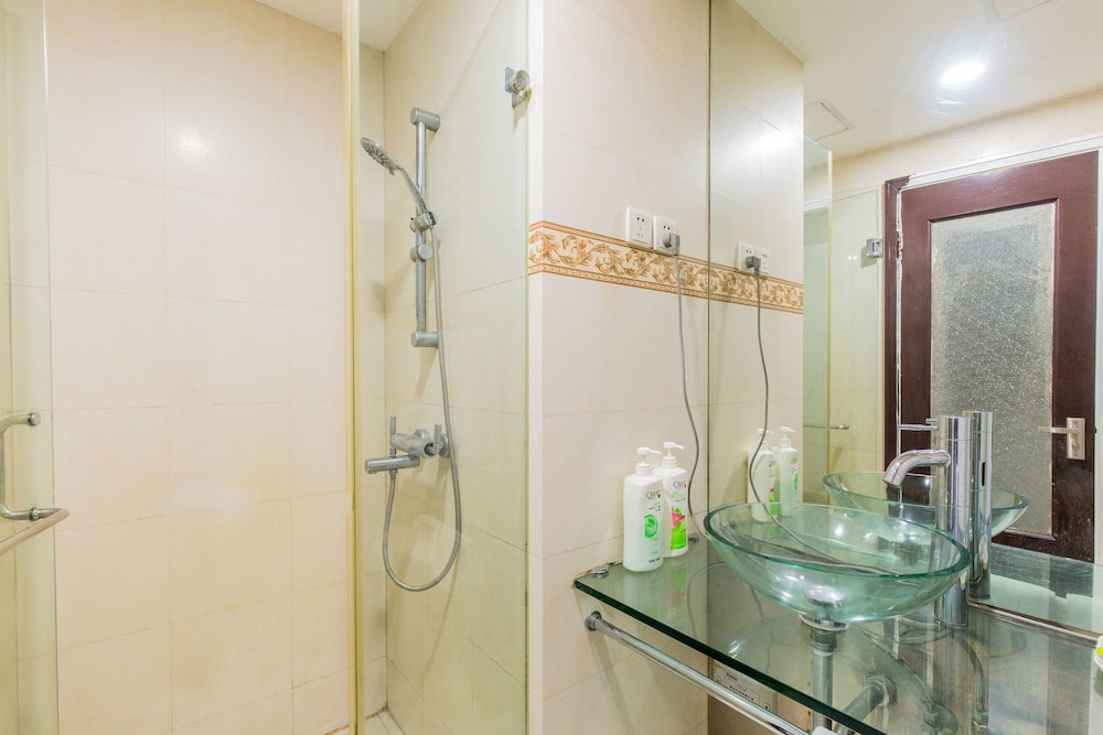 New Space New Hotel (Zhongshan Park)