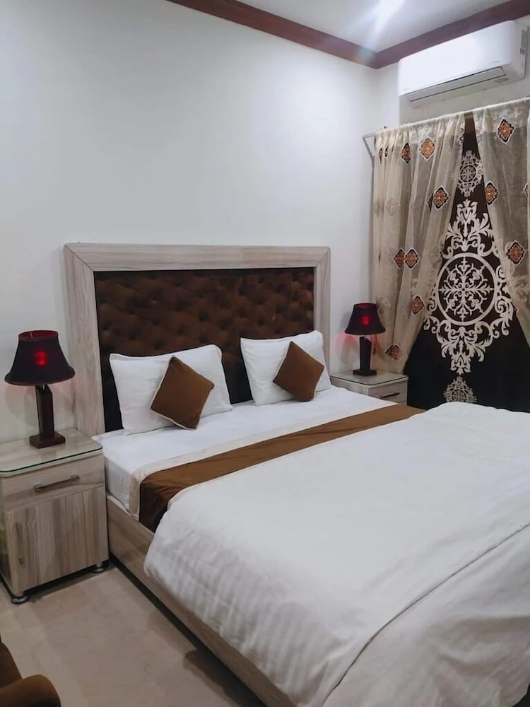 Executive Inn Guest House