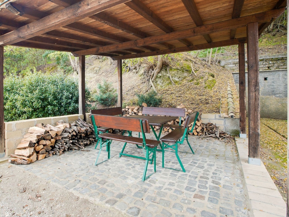 Villa in Rome With Pool & Stunning Views