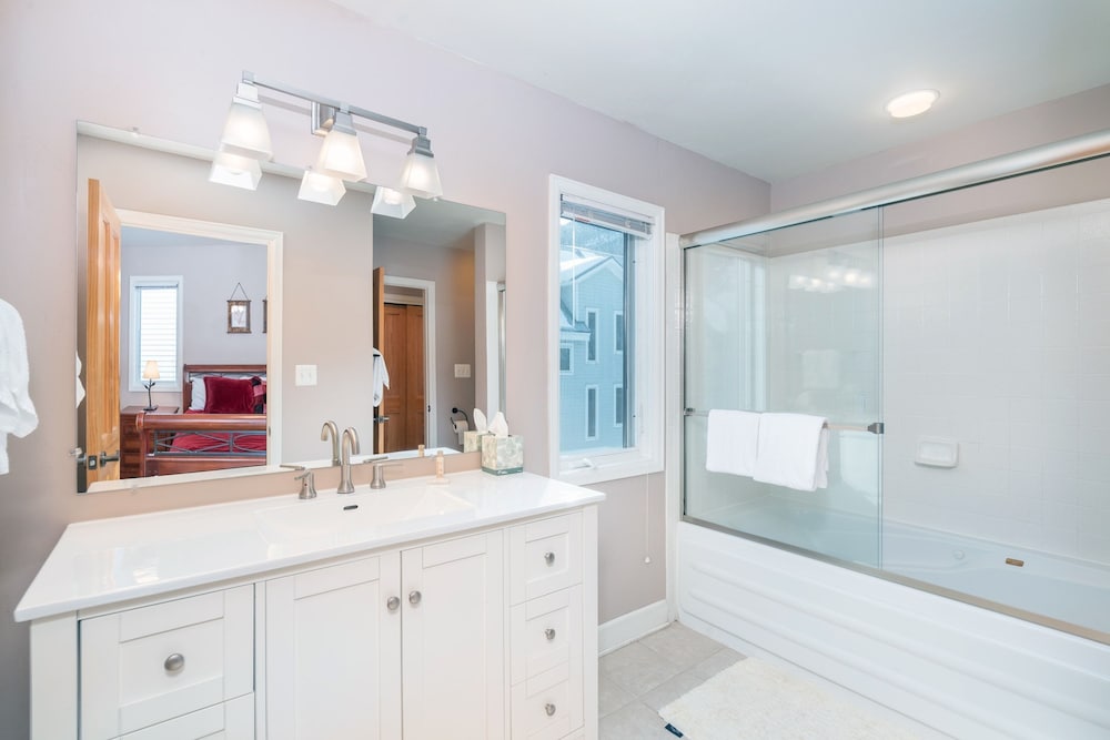 Bachman Village 14 by Avantstay Close To Town The Slopes w Hot Tub Permit 12038