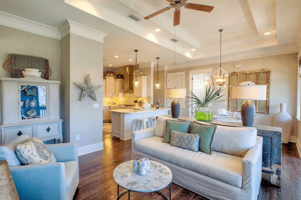 Sun & Sand For 6 by Avantstay Prominence Pet-friendly + Pool