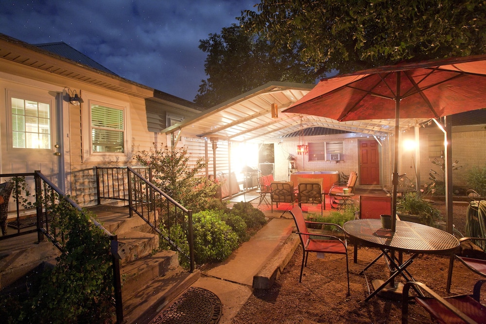 Vara Guest House