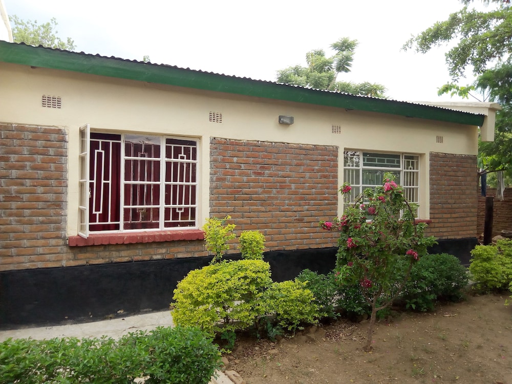 Lodge B Mawira