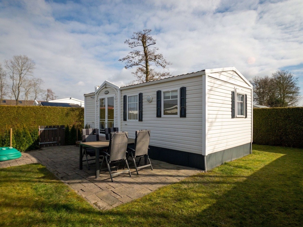 Nice Chalet Near the Wadden Sea