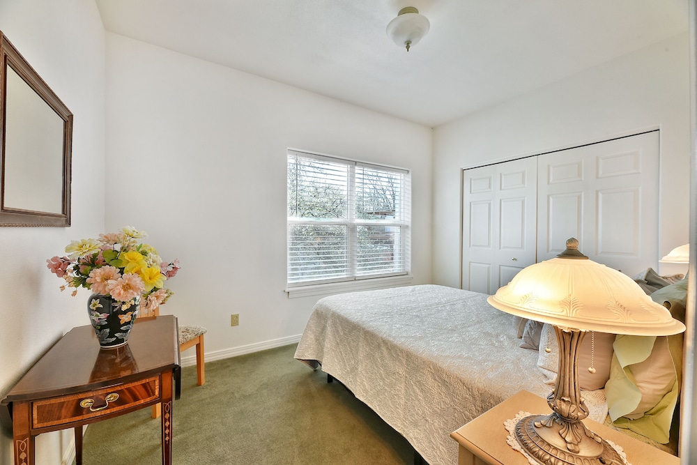 232 4th Street view 3