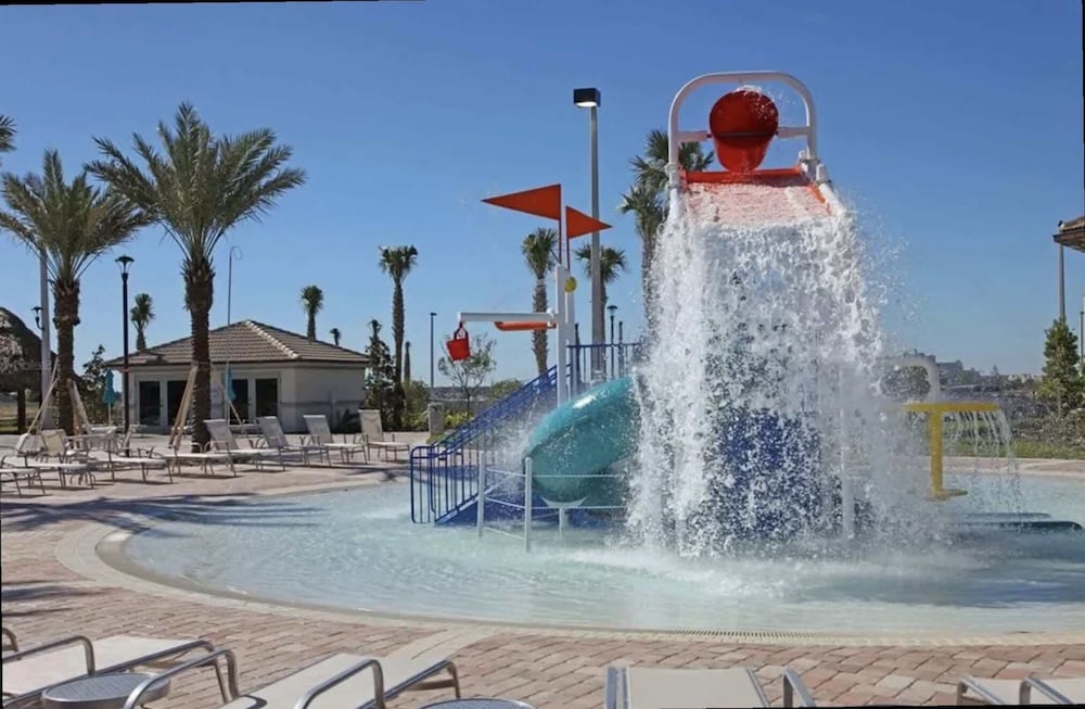Themed 5Bd Family Villa w Pool Spa Near Disney