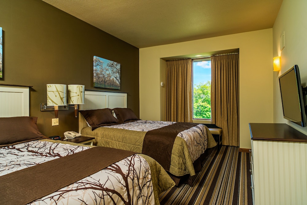 The Lodge at Cedar River, Shanty Creek Resort view 3