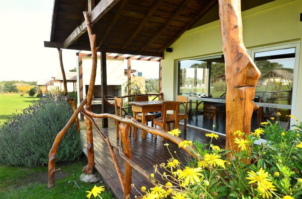 Ruca Haian. Cabañas Spa & Restó. Tandil