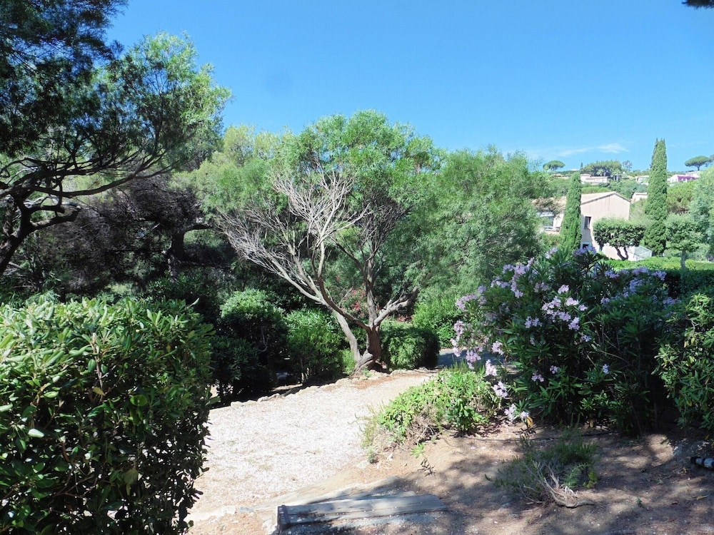 Studio in Sainte-maxime Near Sandy Beaches view 2