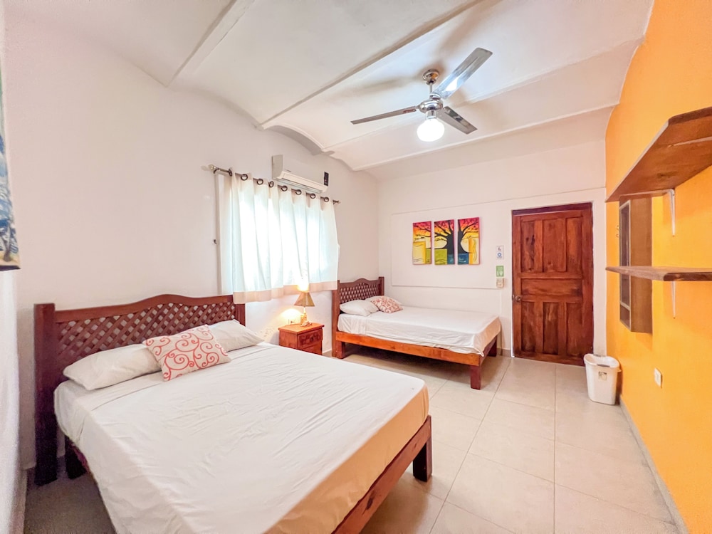 ITH Sayulita Amazing Surf Hostel