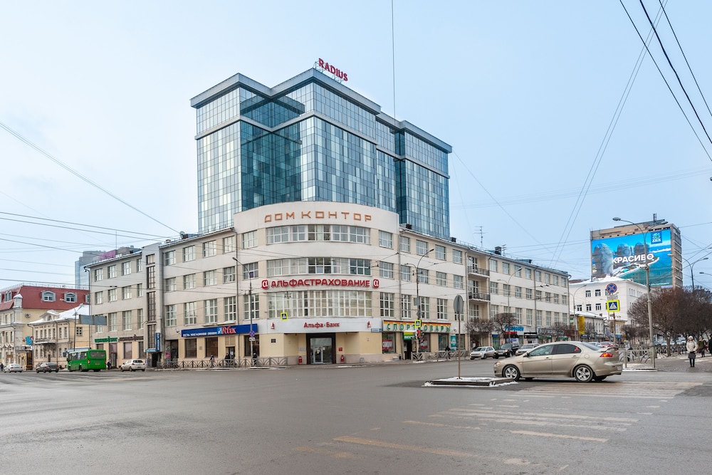 Apartment on Malysheva 42a 04 view 5
