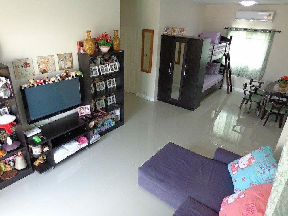 Sandy Home Sattahip