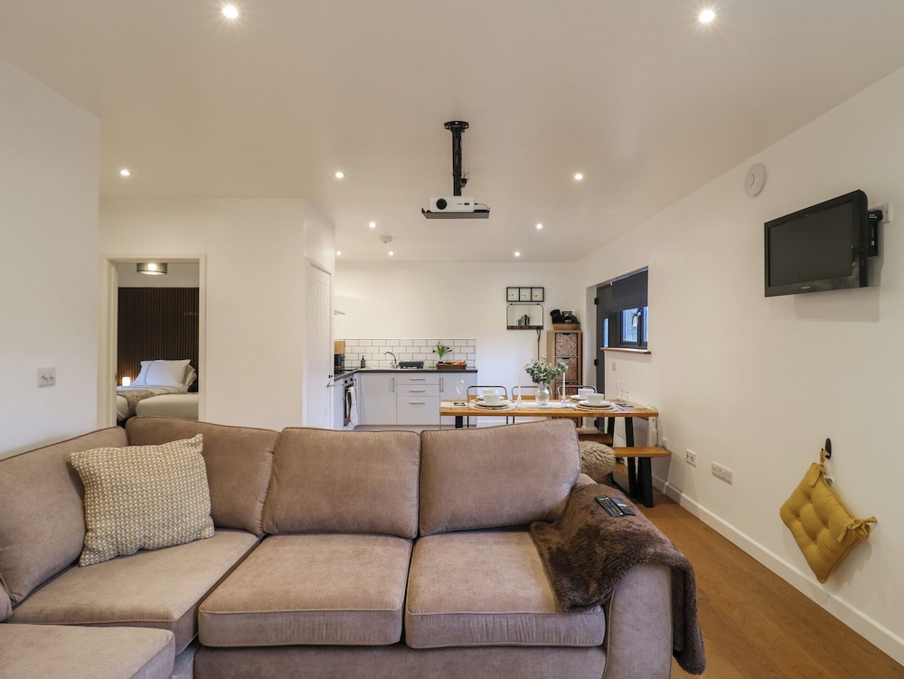 Hub House
