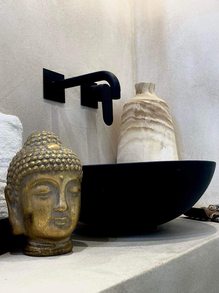 Eora Studios