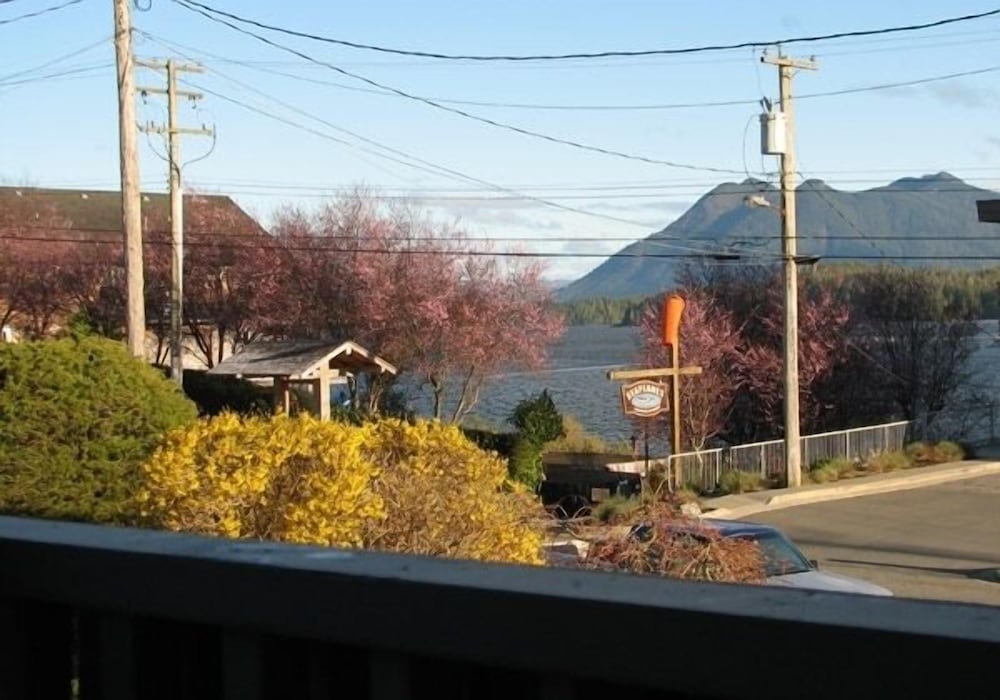 Tofino Trek Inn