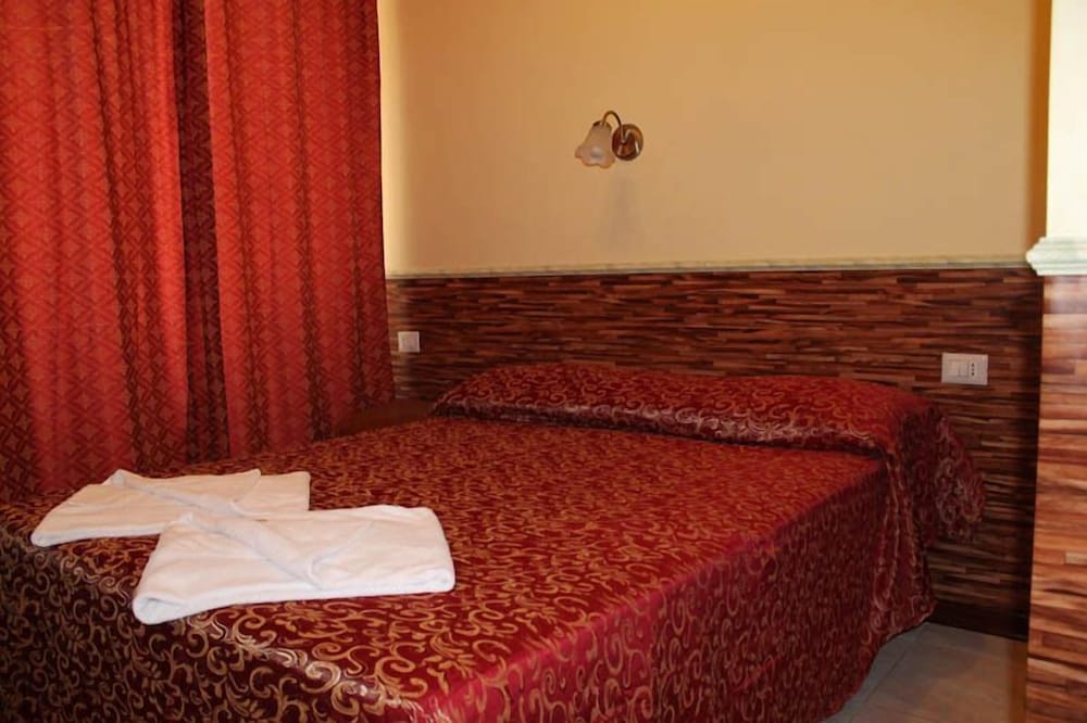 Cristina Rooms