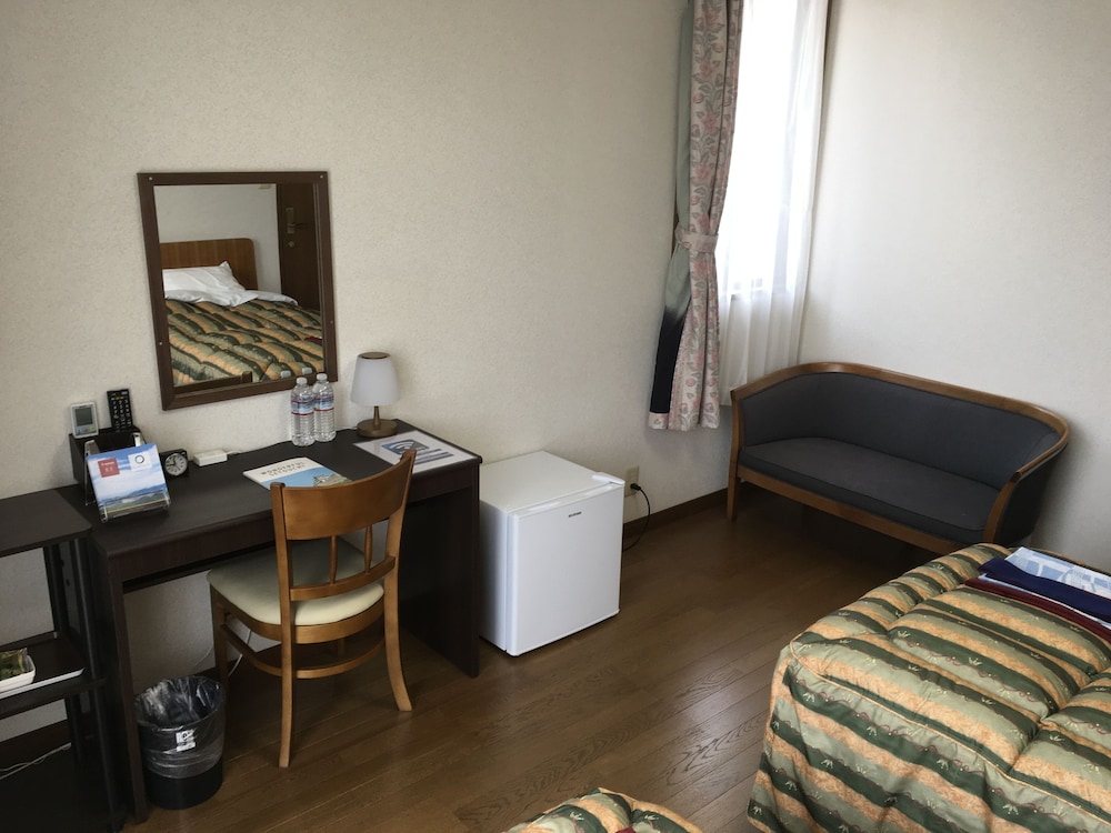 Auberge Minohama Ryuseki West view 5