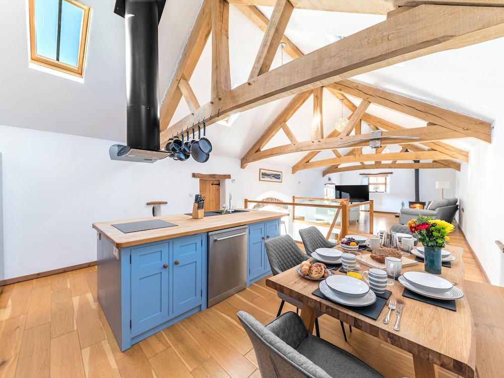 Swallow Barn