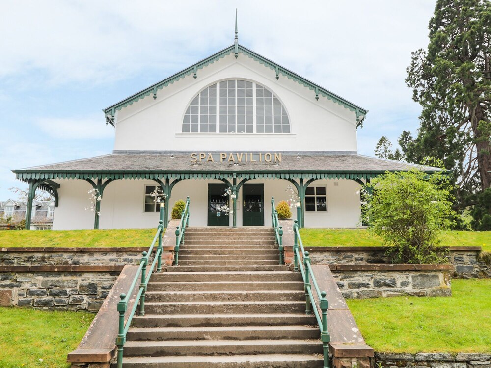 Otter Lodge