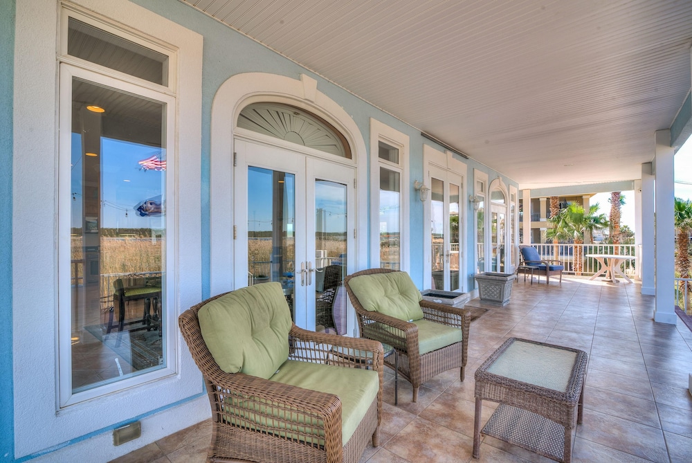 Reunion Beach House