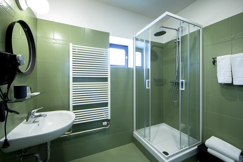 Sir Toby's Midtown - Hostel