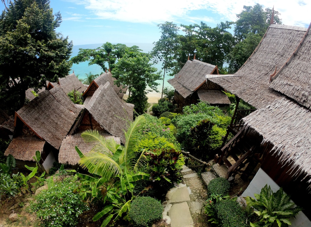Phi Phi Relax Beach Resort