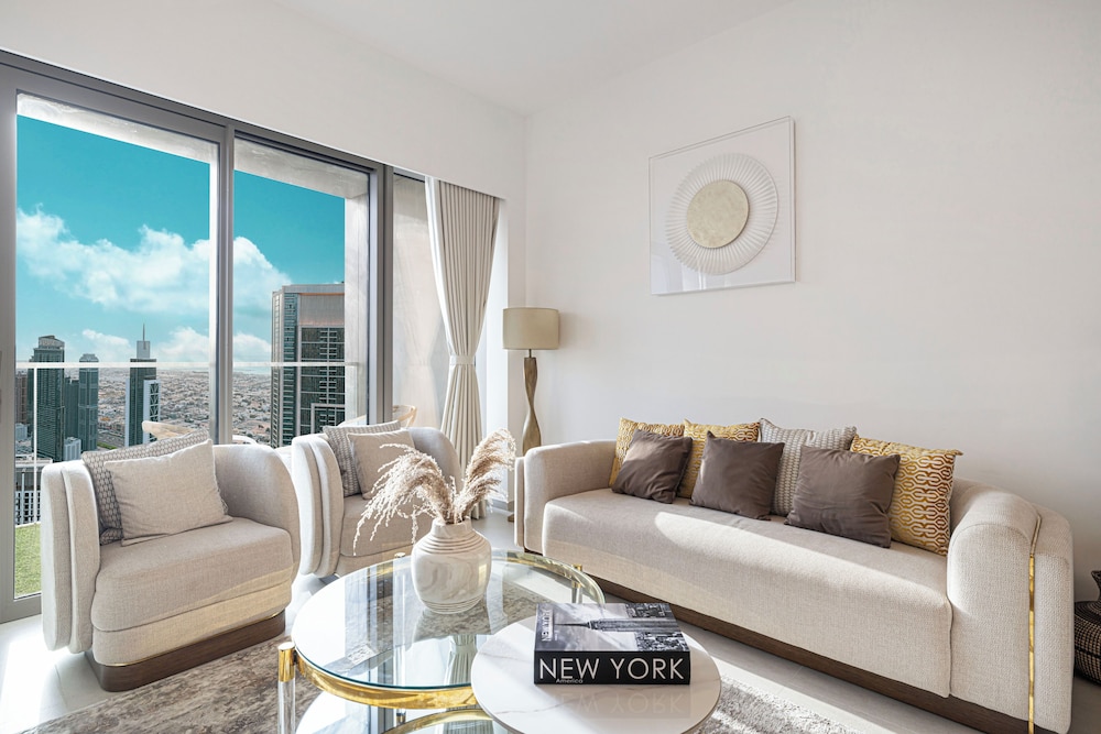 Grande Suites by Hostiva - Sea View