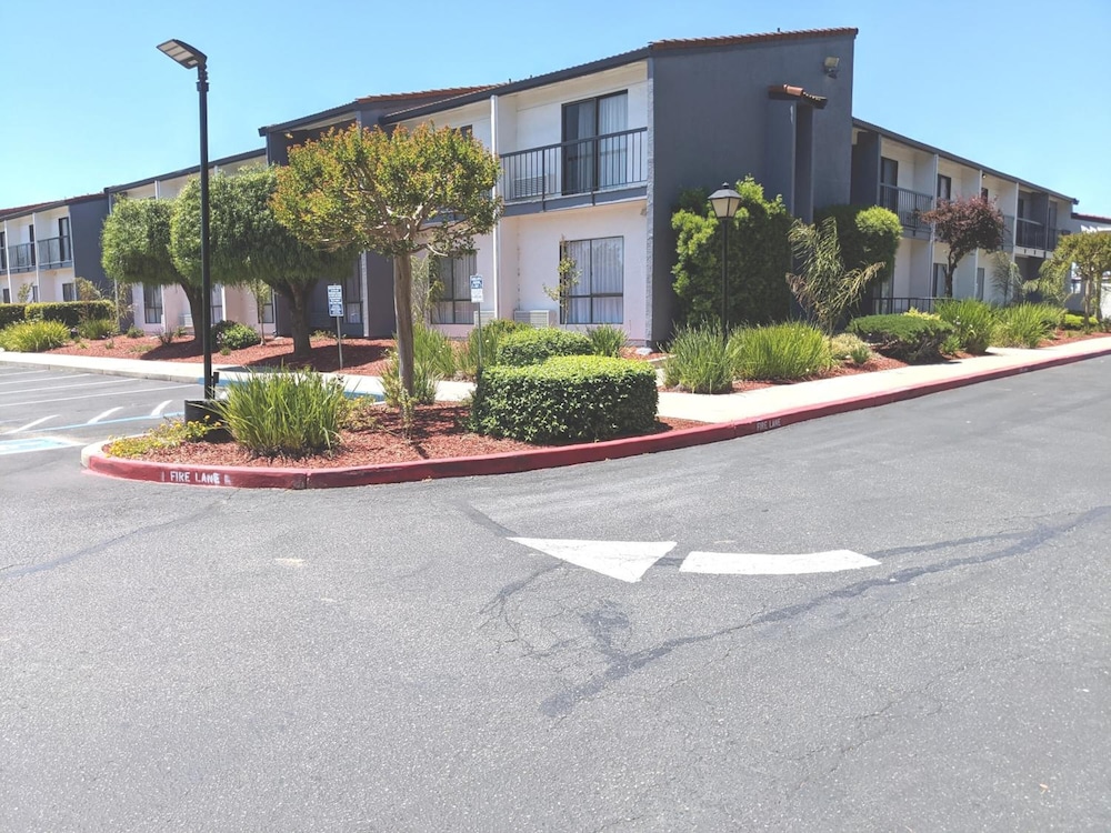 Morgan Hill Vacations - Quality Inn Suites South San Jose / Morgan Hill - Property Image 13