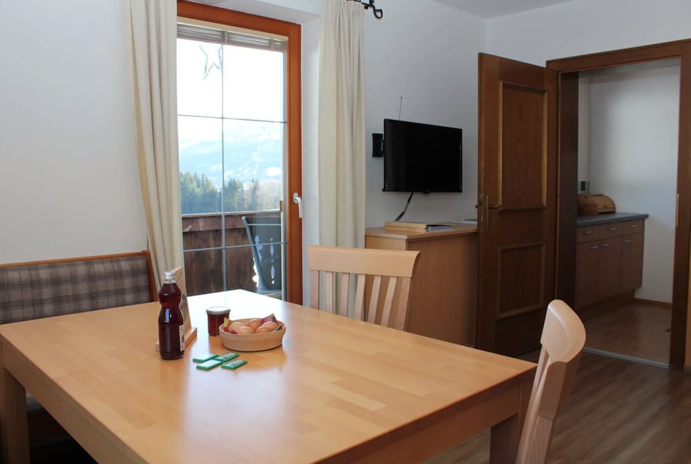 Elsbichlhof Resch view 3