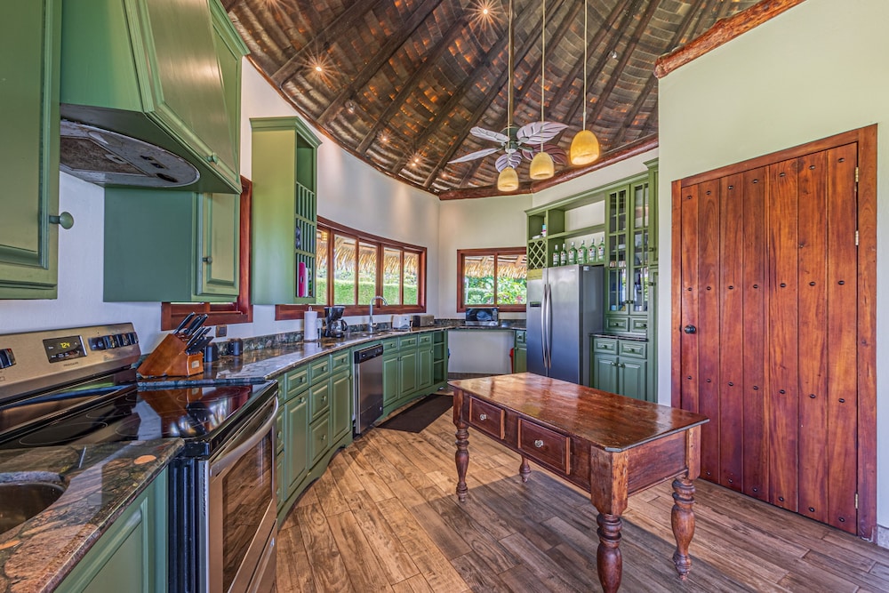 Authentic Jungle Ocean Escape by Pura Villas