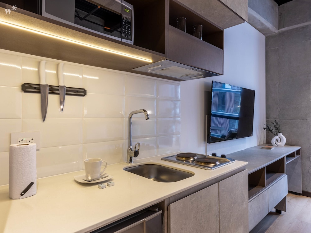 w Cozy 2BR in Parque Virrey