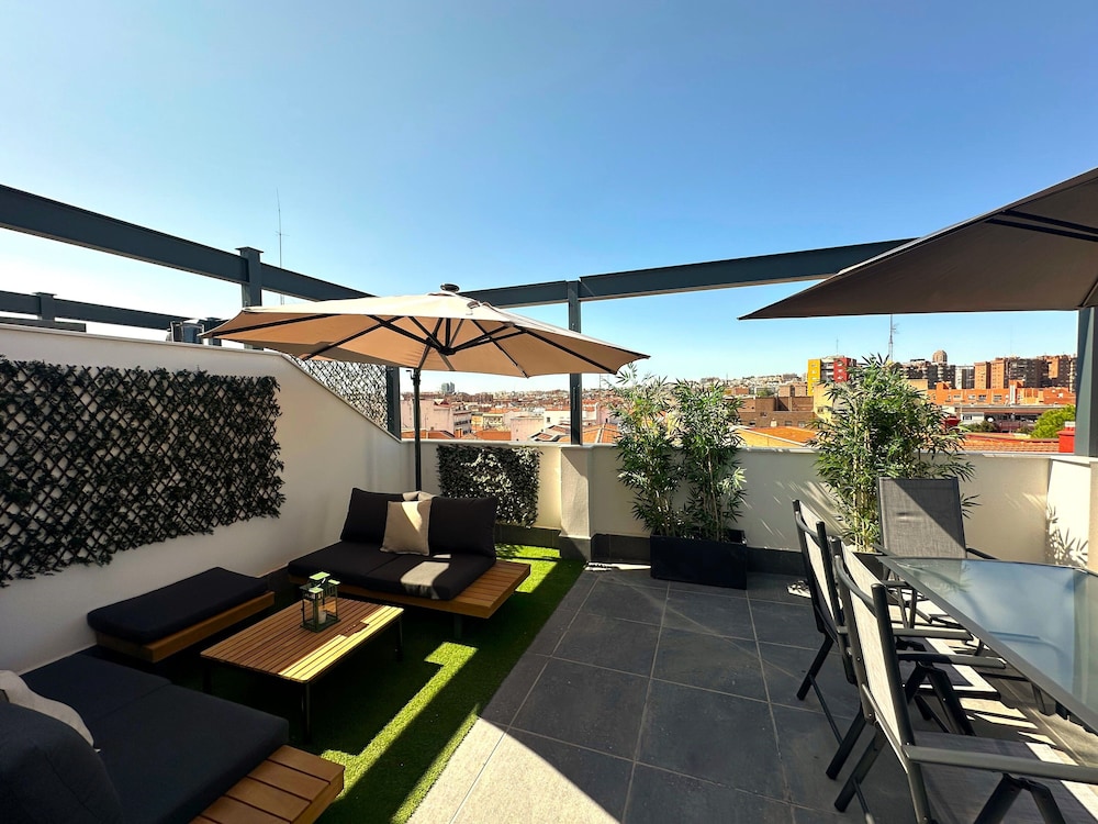 APARTAHOTEL MADRID URBAN SUITES - EDIFICIO EXCLUSIVO - 7 Apartments Boutique Full Equiped