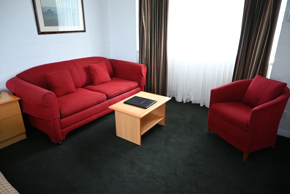 Grand Country Lodge Motel