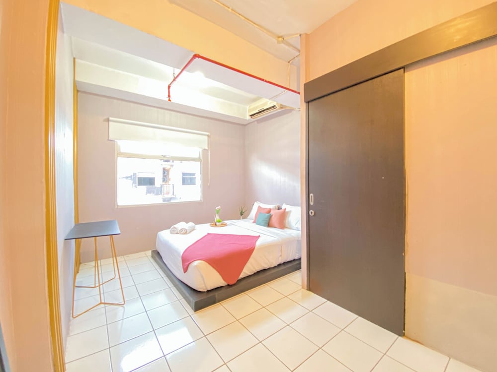 Spacious 1BR at Grand Asia Afrika Apartment