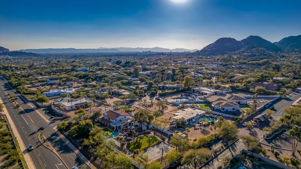 3M Paradise Valley Estate Heated Pool Tennis Spa