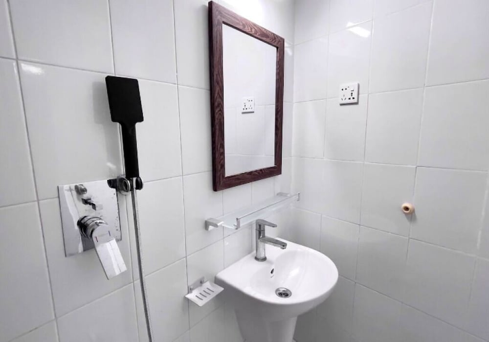 375 sqft 3 cozy Studio with Pool & Gym