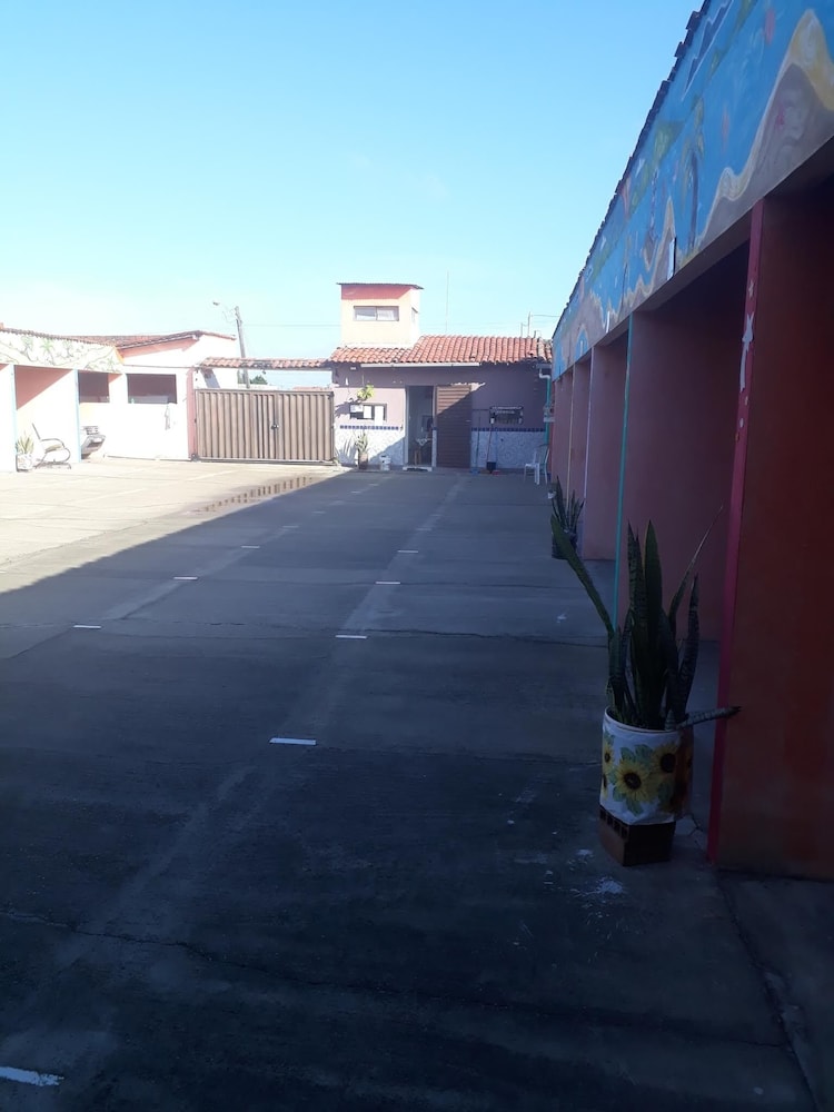 HOSTEL SUITES GRAMAME view 2