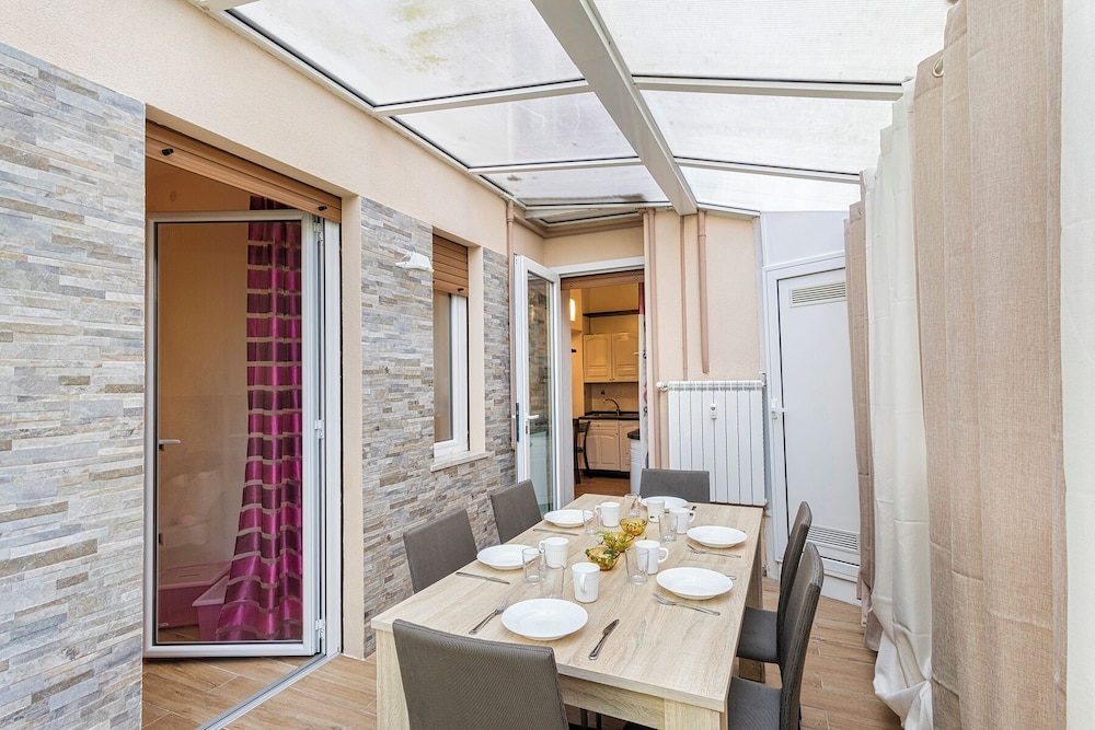 Modern Apartment with Patio in Rapallo