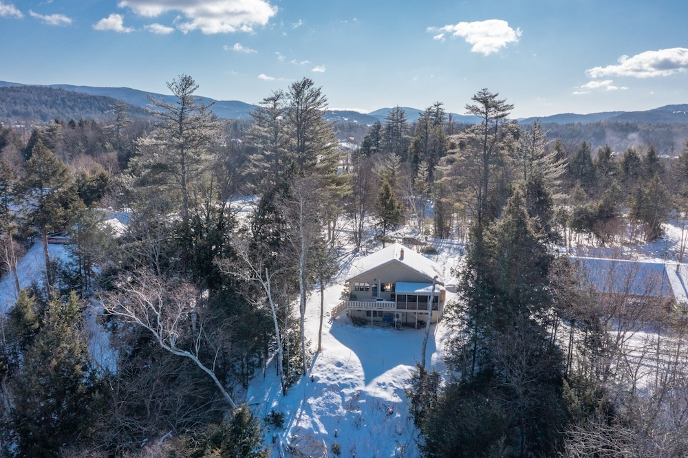 Scenic White Mountains Retreat 4 Bedroom Home